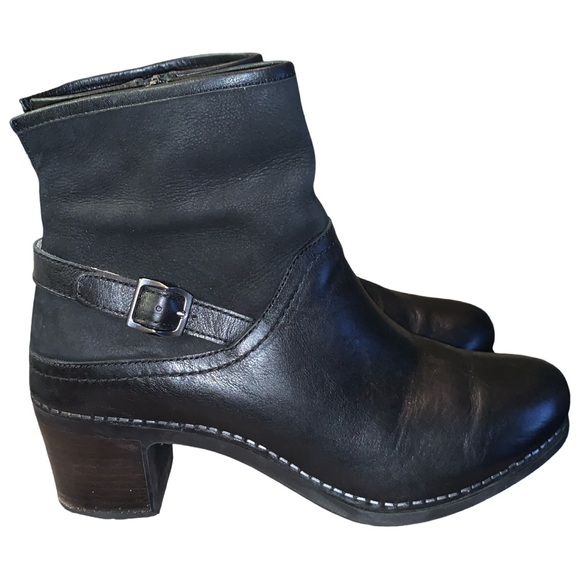 Dansko Shoes - Dansko Booties Womens Size EU 40 Hayley Black Leather Ankle Side Zip
